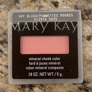 Mary Kay Shy bush cheek color